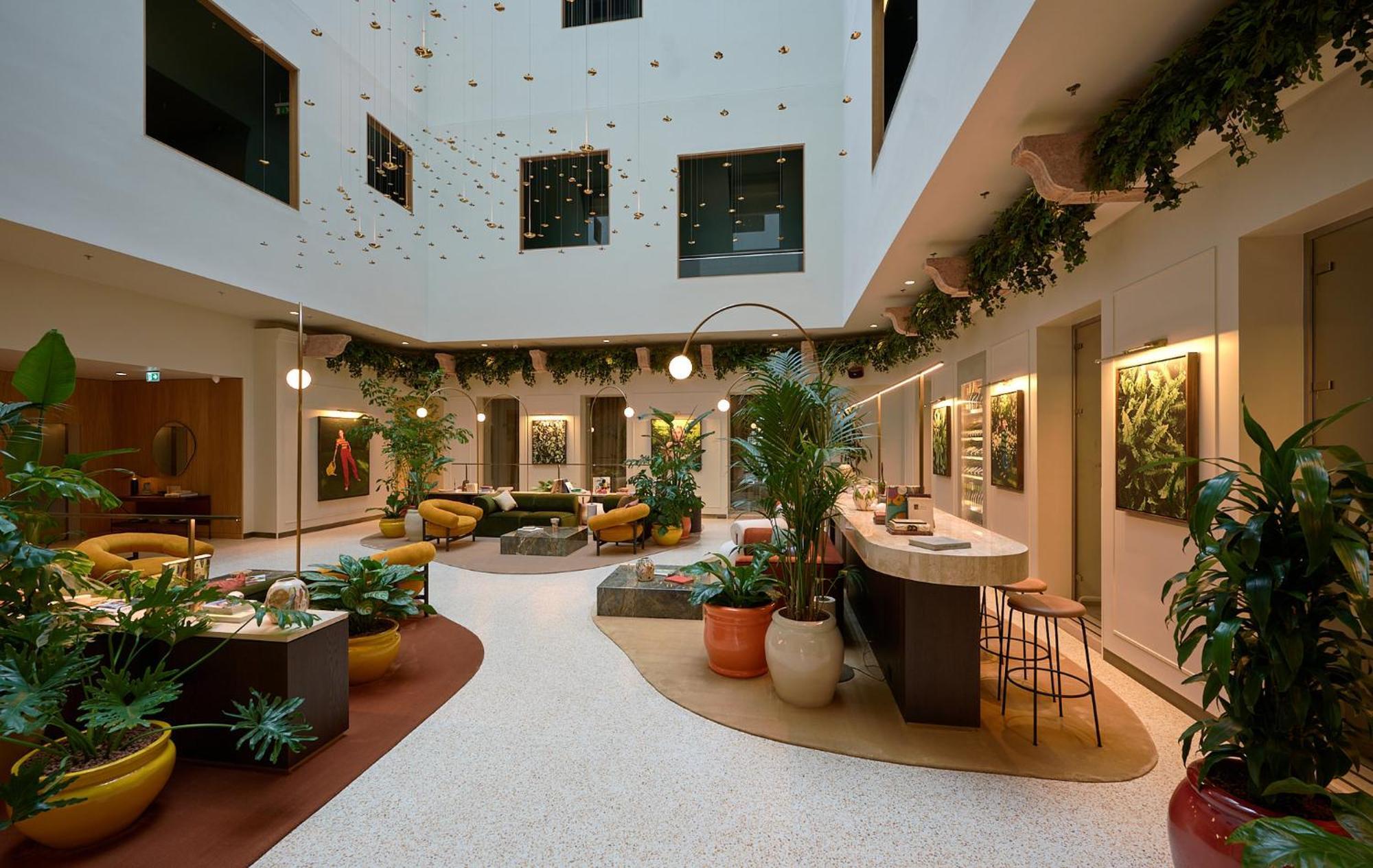 Verno House Budapest, Vignette Collection By Ihg Luaran gambar The lobby of the hotel